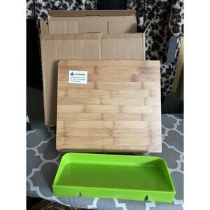 NIB Cooks Essentials Bamboo Cutting Board 10×11 Attachable Trimmings Tray